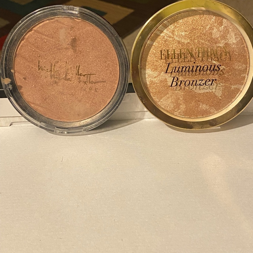 Ellen Tracy Radiant Bronzer Compact